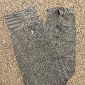 GREY GYMSHARK LEGGINGS | SIZE LARGE